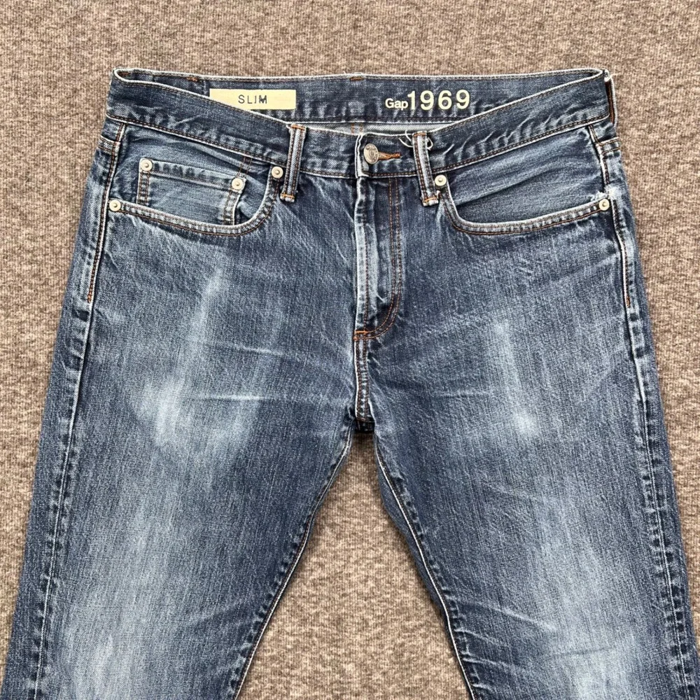 Gap 1969 Slim Fit Straight‎ Relaxed Mens Jeans Blue Medium Wash Distressed 31